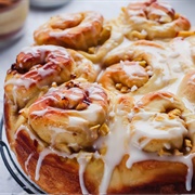 Cinnamon Bun Cake