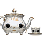 246 Mrs. Potts & Chip