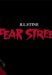 A Fear Street Novel (R.L Stine)