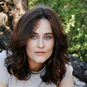 Jess Sayer (Lesbian, She/Her)