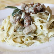 Tagliatelle Ai Funghi Porcini Con Panna