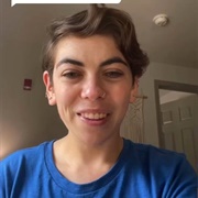 Zoe Stoller (She/They)