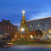 Lincoln Square - Gettysburg, PA