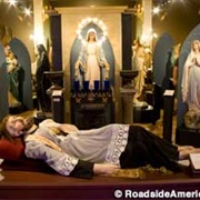 Museum of Divine Statues