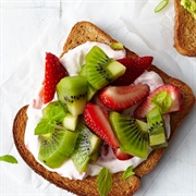 Kiwi Strawberry Cheesecake Toast