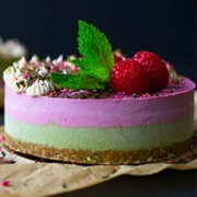 Raw Raspberry Mint Cheesecake