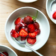 Strawberries With Sugar and Milk