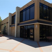 Hutchinson Public Library