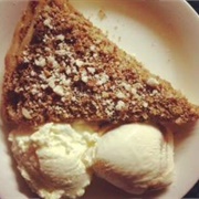 Apple and Custard Pizza