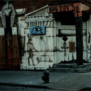 King Tut's Wah Wah Hut