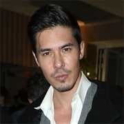 Lewis Tan