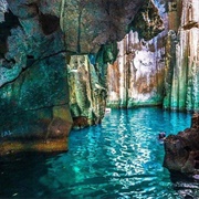 Sawa-I-Lau Cave Complex, Yasawa Islands, Fiji