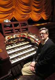 Bob and the Mighty Wurlitzer (2021)