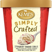 Strawberry Rhubarb Crumble Ice Cream