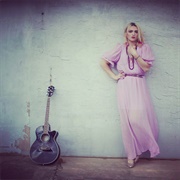 Scarlett La Queen (Bisexual, Trans Woman, She/Her)