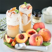 Peaches & Cream Tea Floats