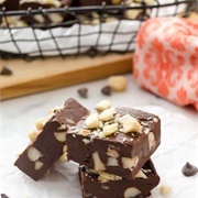 Chocolate Macadamia Fudge