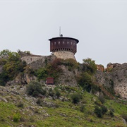 Petrelë Castle