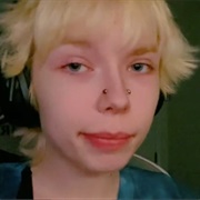 Stevie Laine (Bisexual, Gender-Fluid, She/He/They)