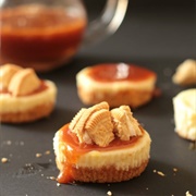 Golden Oreo Salted Caramel Cheesecake