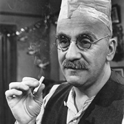 Warren Mitchell