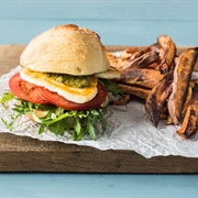 Pesto Halloumi Burger