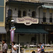 Town Square Cafe, Disney