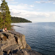 Wayfarers State Park, Montana
