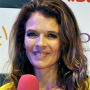 Annabel Croft