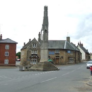 Eleanor Cross, Geddington