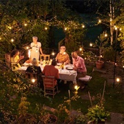Outdoor Dinner Parties
