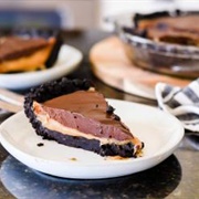 Caramel Oreo Pie