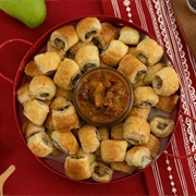 Curried Sausage Rolls With Spicy Mango Chutney