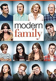 Modern Family Season 1 (2009)