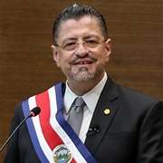 Rodrigo Chaves Robles