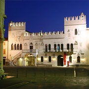 Ukmar Peninsula, Koper