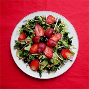 Spinach Salad With Strawberries, Grapes and Walnuts