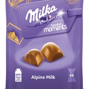 Milka Moments Alpine Milk