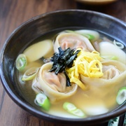 Tteok Mandu Guk
