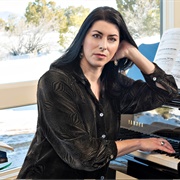 Beth Clayton (Lesbian, She/Her)