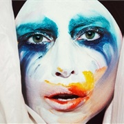 Music Video: Applause