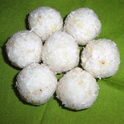 Vegan Coconut and Almond Balls