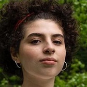 Noga Levy-Rapoport (Queer, Non-Binary, They/He/She)