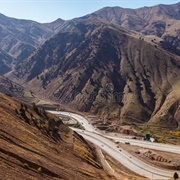 Kamchik Pass, Uzbekistan