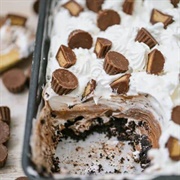 Peanut Butter Cup Oreo Delight