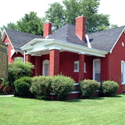 Robert Penn Warren Birthplace: Guthrie, KY.