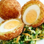 Somalia: Nafaqo Stuffed Fried Potatoes