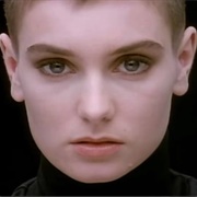 Sinéad O&#39;Connor - &quot;Nothing Compares 2 U&quot;