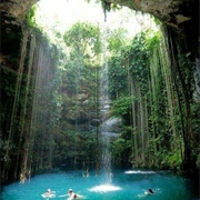Blue Hole Mineral Spring, Jamaica
