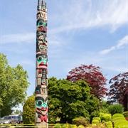 Skedans Grizzly Bear Pole, Surrey, BC, Canada